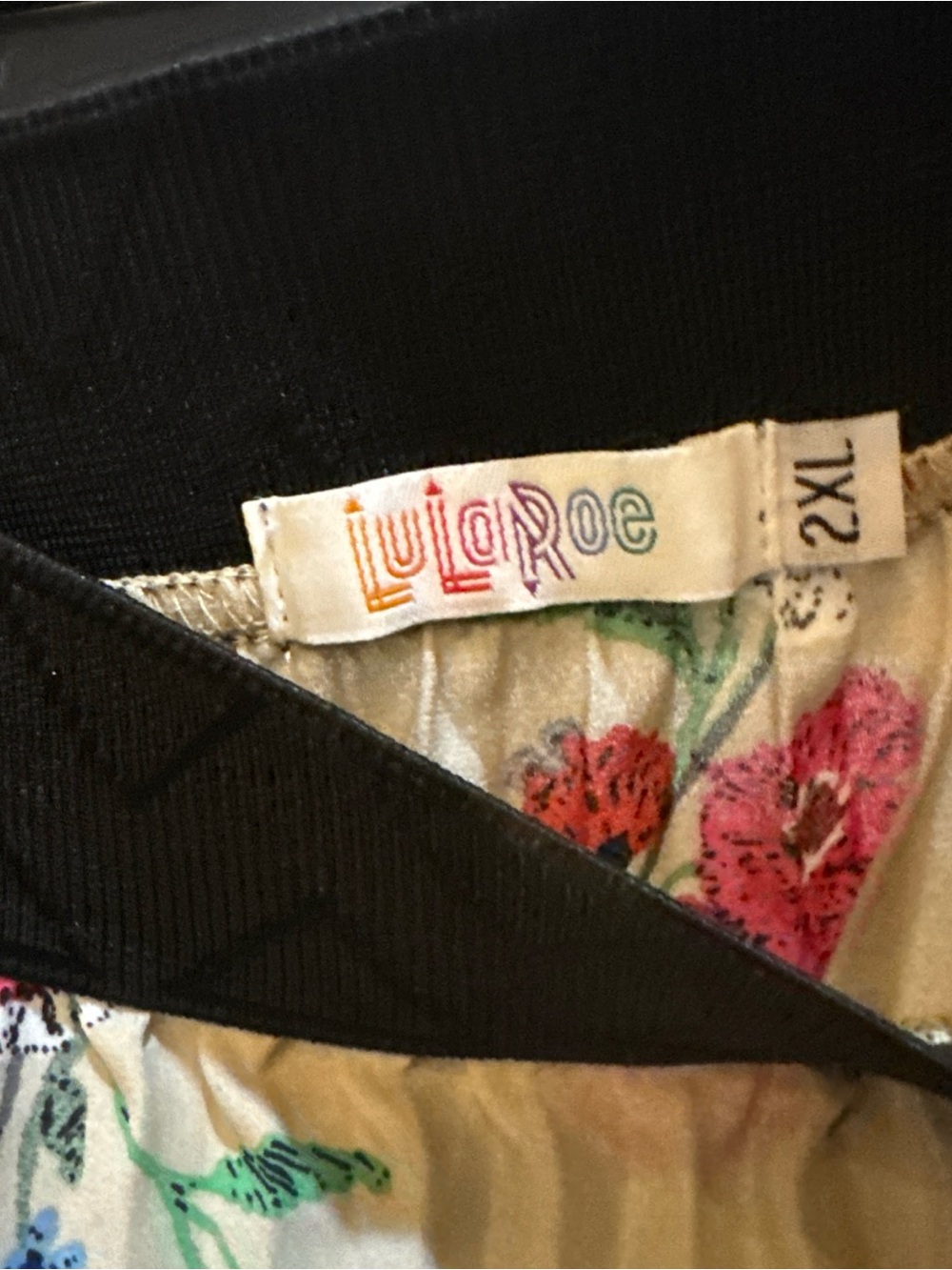 LuLaRoe Beige Pleated Midi Skirt with Red & Green Floral Print - Picture 2 of 4